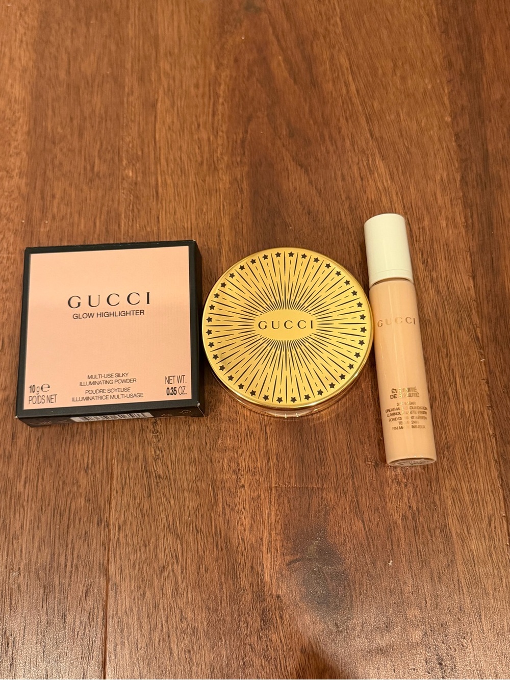 Gucci Glow Highlighter Trio in Peach & Gold Accents